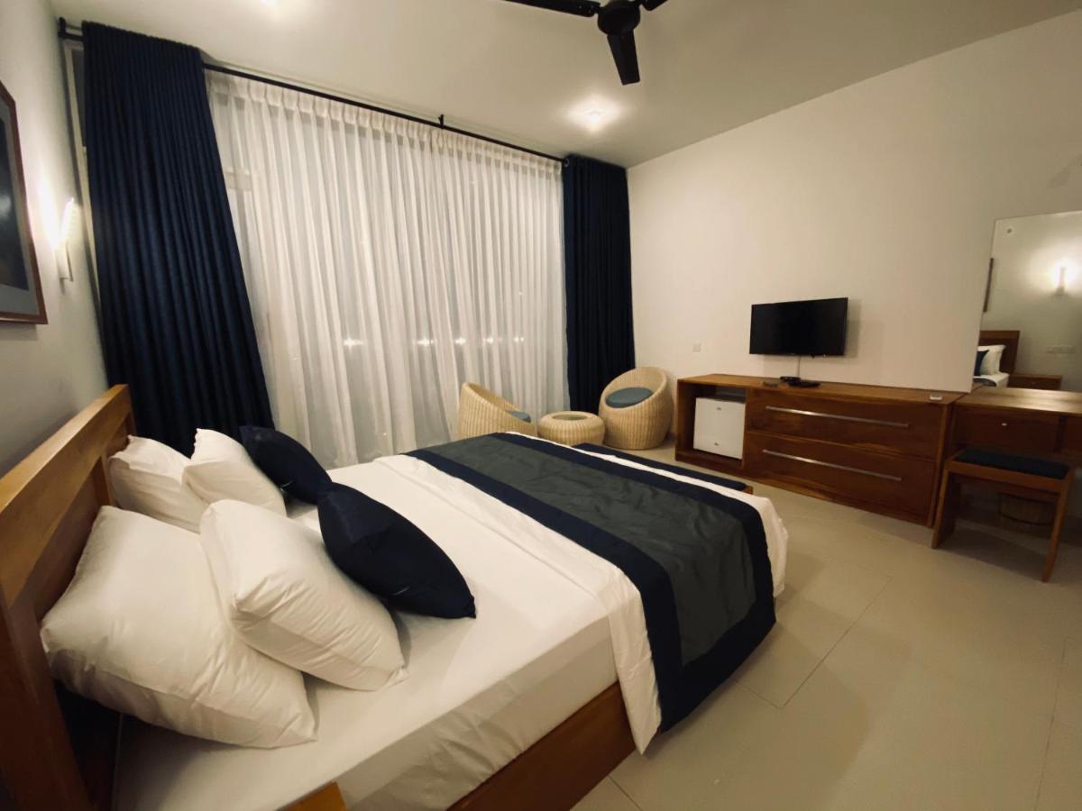 The Lighthouse Negombo Hotell Eksteriør bilde
